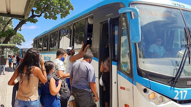Ônibus em Porto de Galinhas